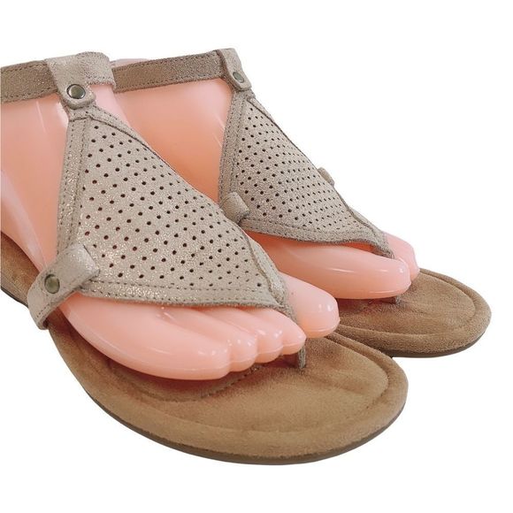 KOOLABURRA By UGG Briona Perforated Amphora Ankle Strap Wedge Sandal - Picture 8 of 11